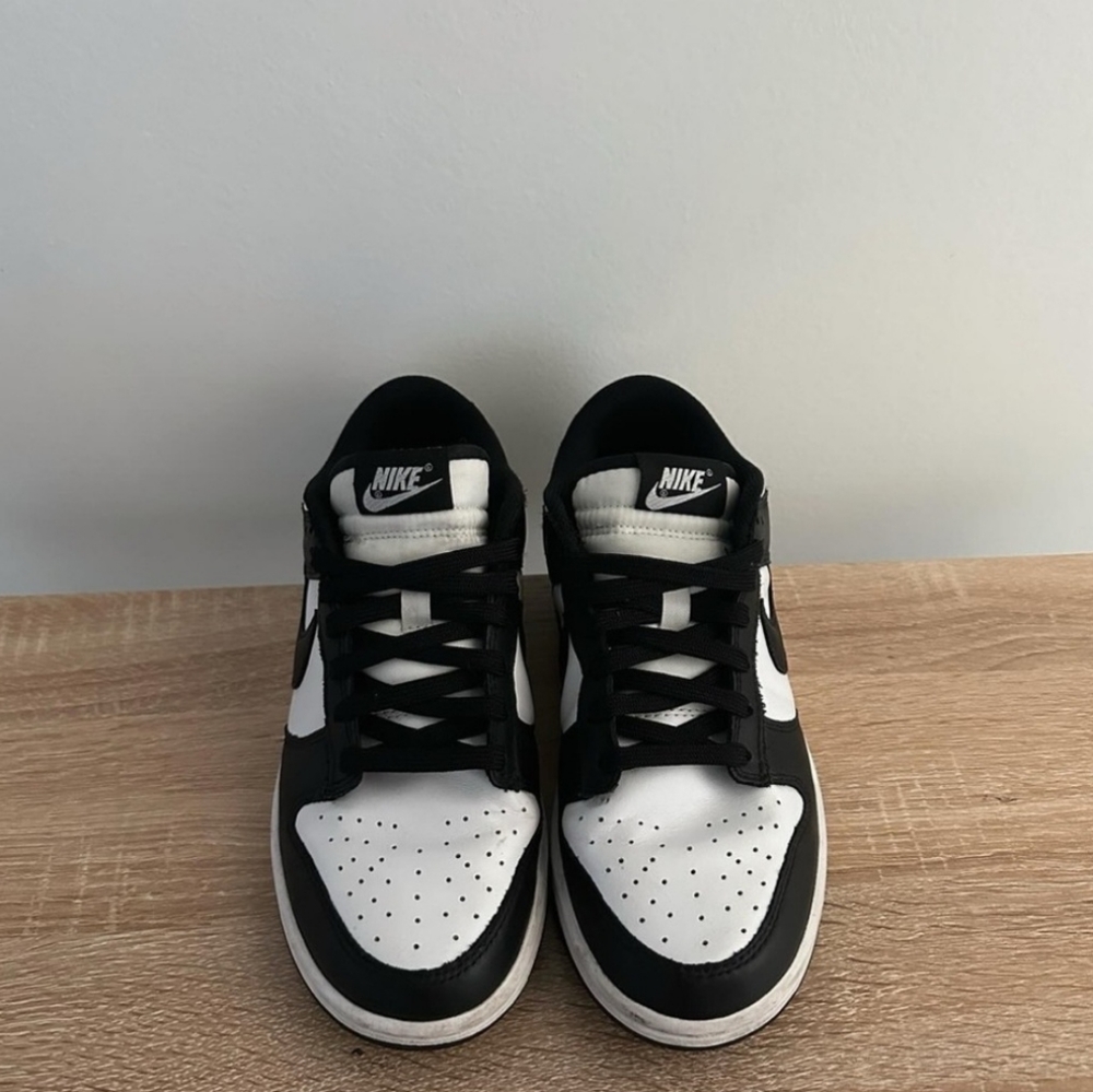 Nike Panda dunks
